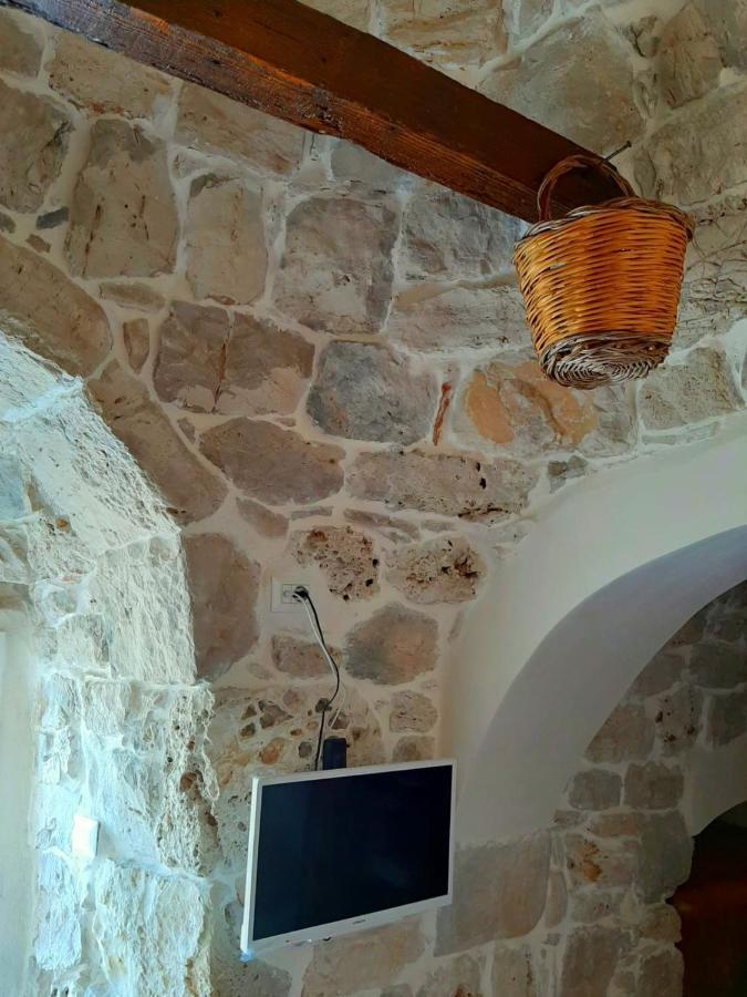 Trullo Fellone Villa Ceglie Messapica Bagian luar foto
